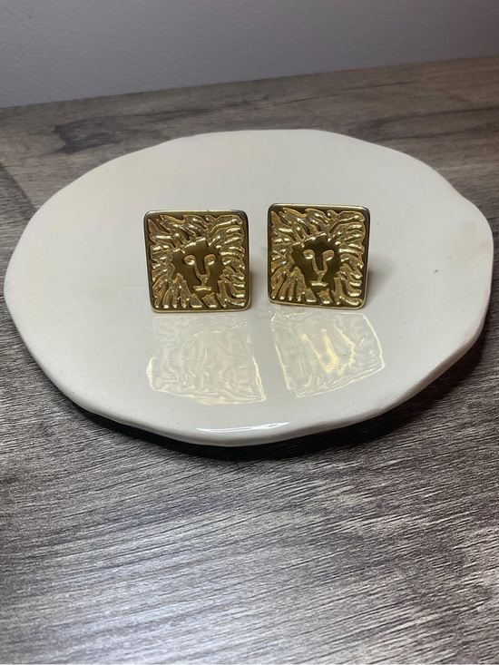 Anne Klein Jewelry - Vintage Anne Klein Lion Head Gold Square Clip Earrings